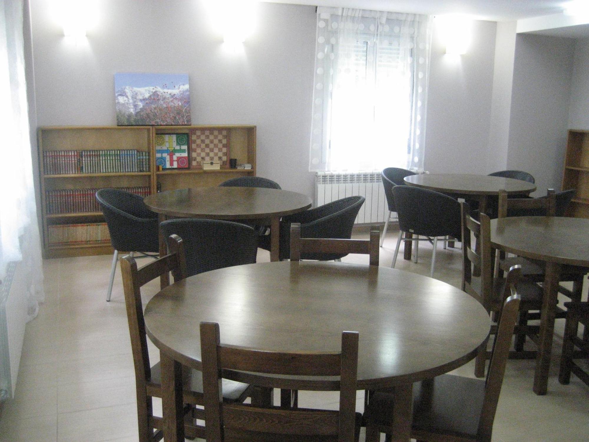 Albergue Turistico Rio Aragon Canfranc Kültér fotó
